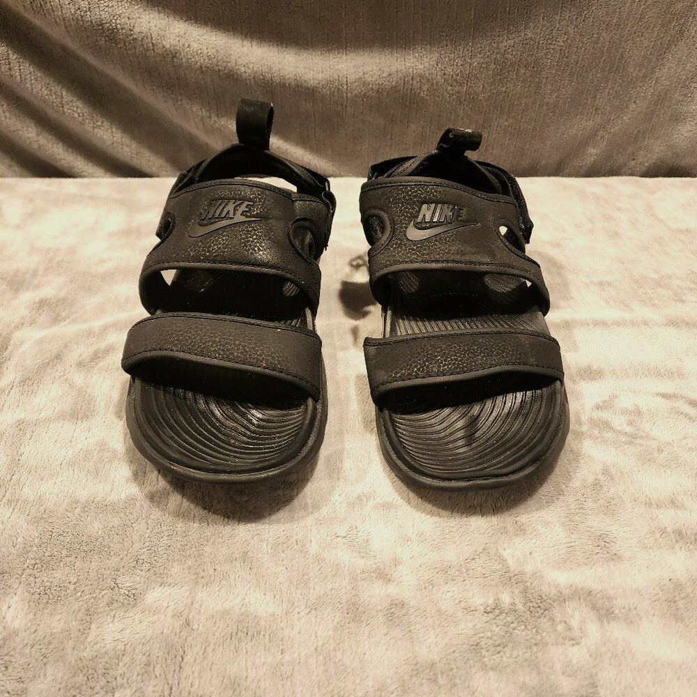 Nike Black Women's Sandals